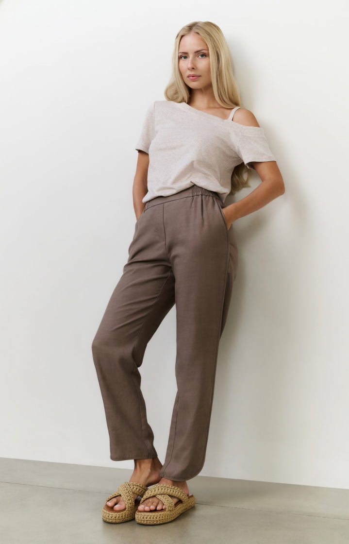  99948 GREYISH B