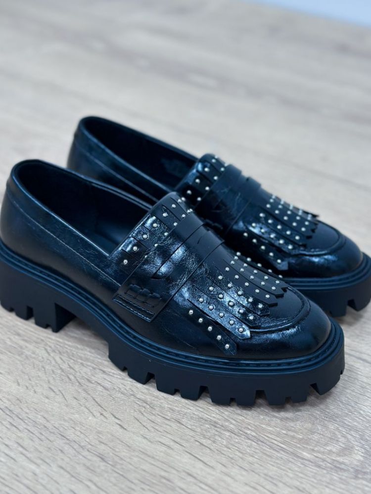 ONLBETTY-12 TASSELS STUDS LOAF 177911 Black