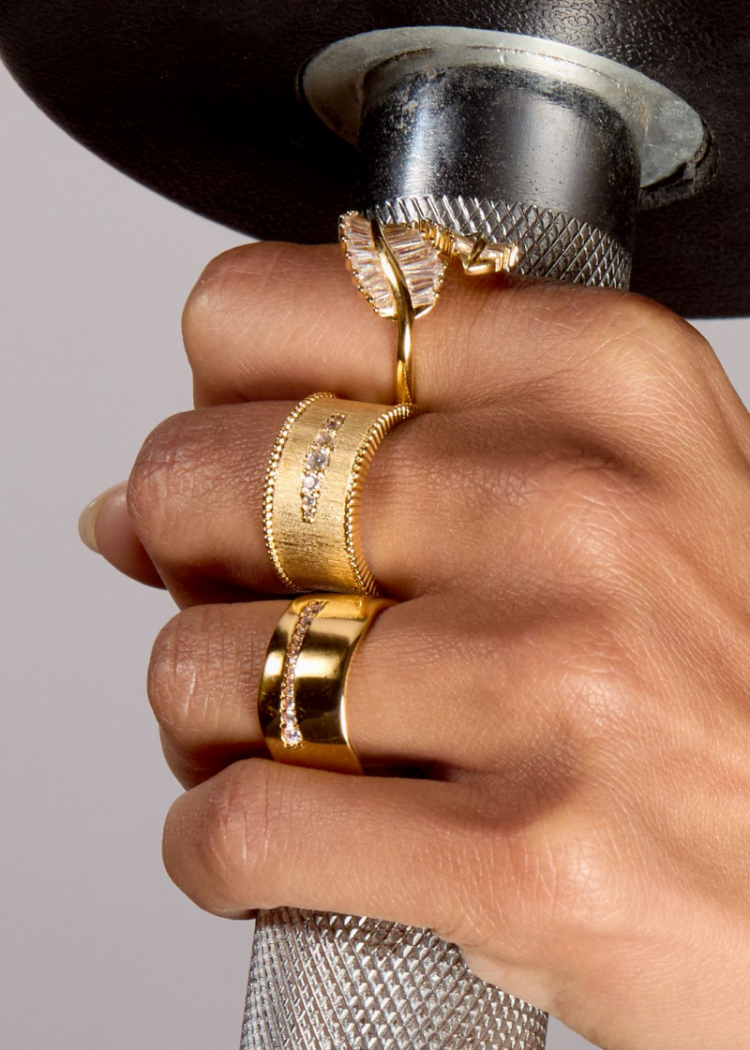  GOLD