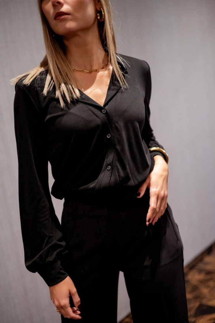  00001 BLACK