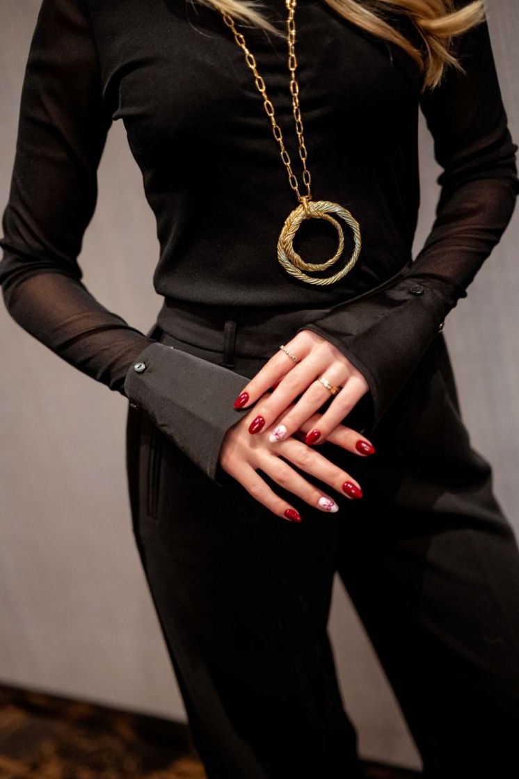  00001 BLACK