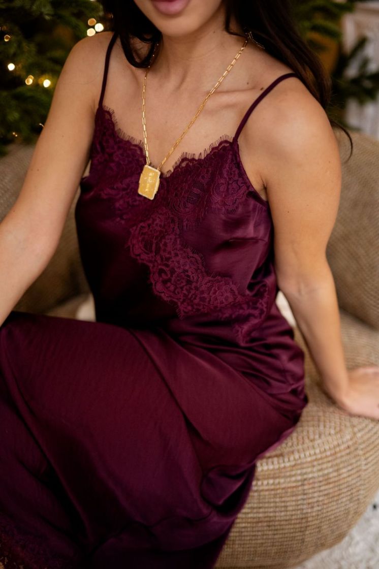 VMJULIE SINGLET LACE TOP EXP 186320 Winetast