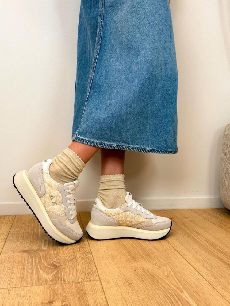SUN FLO  OFF WHITE