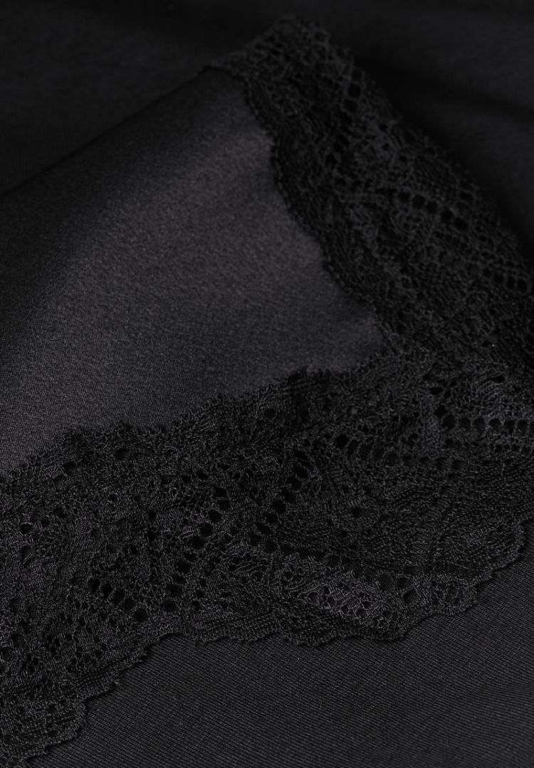  10001 Black