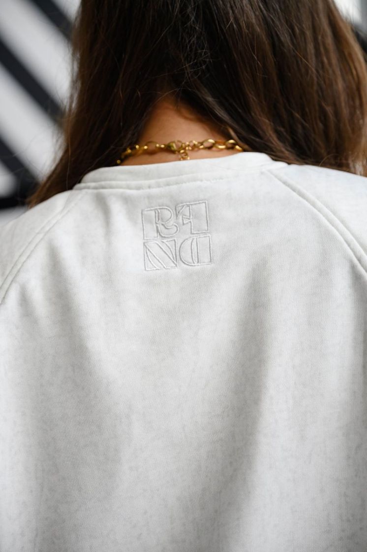  OFF WHITE