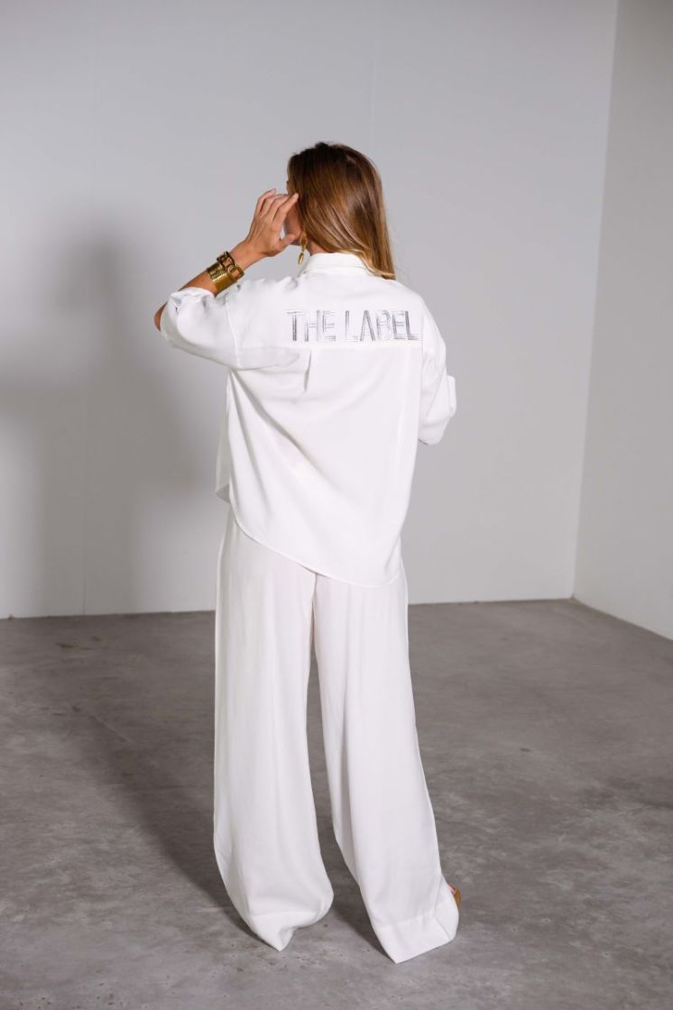  SOFT WHITE