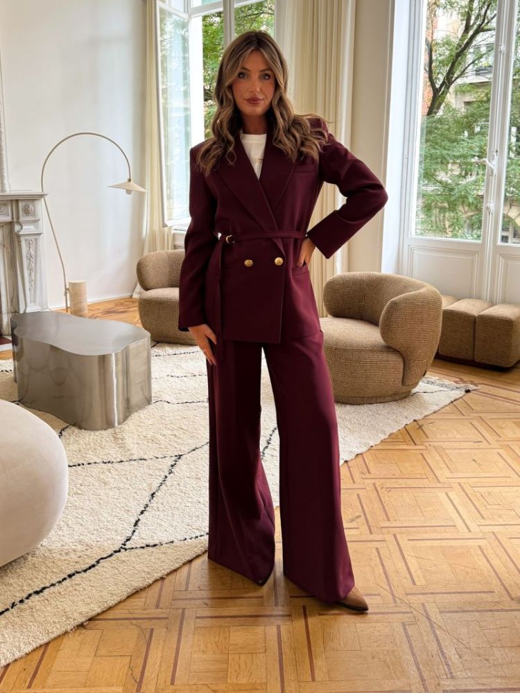  BURGUNDY