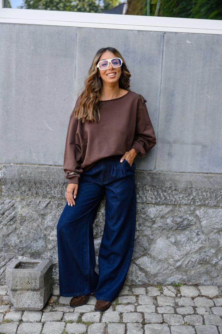 WARM BROWN