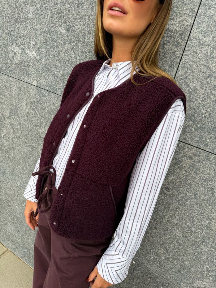 JXVERA TEDDY VEST OTW NOOS 176841 Winetast