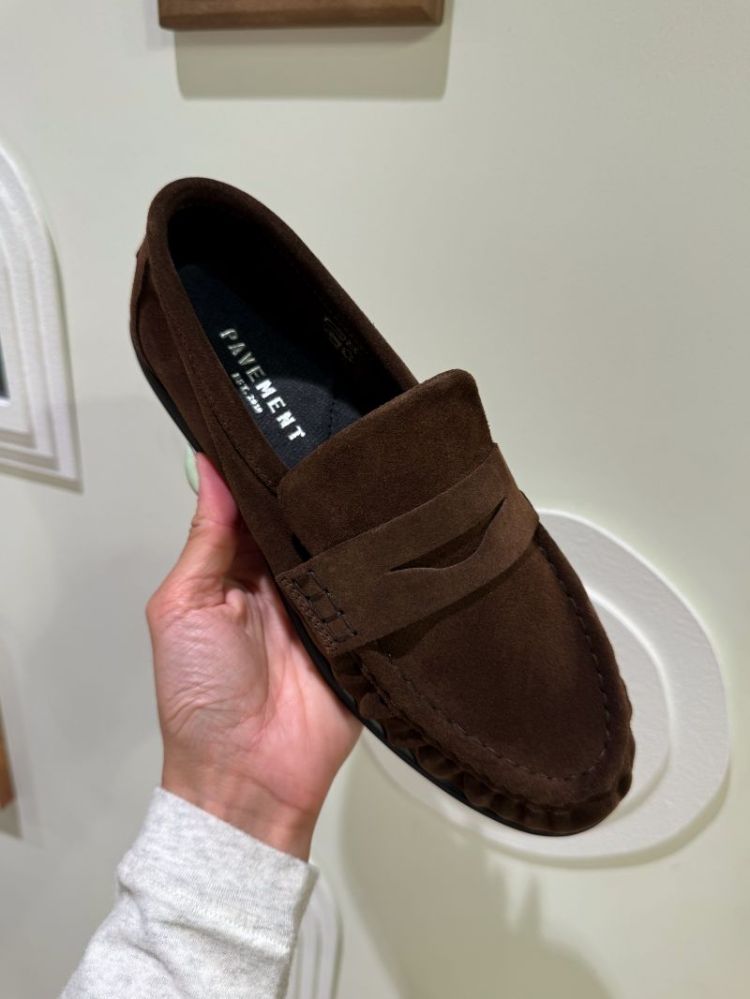  BROWN SUEDE
