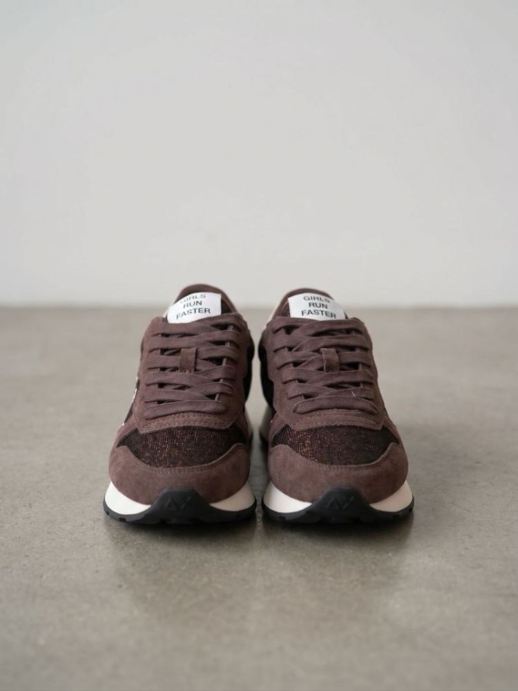 BROWN 08