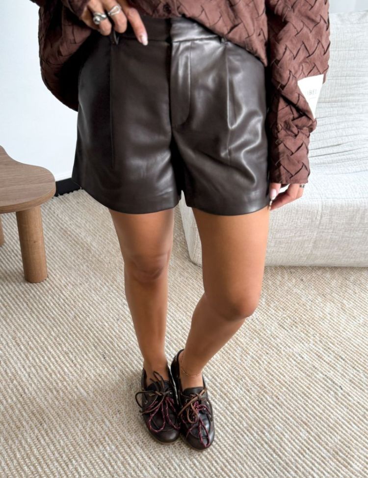 ONLSMOOTH HW FAUX LEA SHORTS C 244915 Chocolat