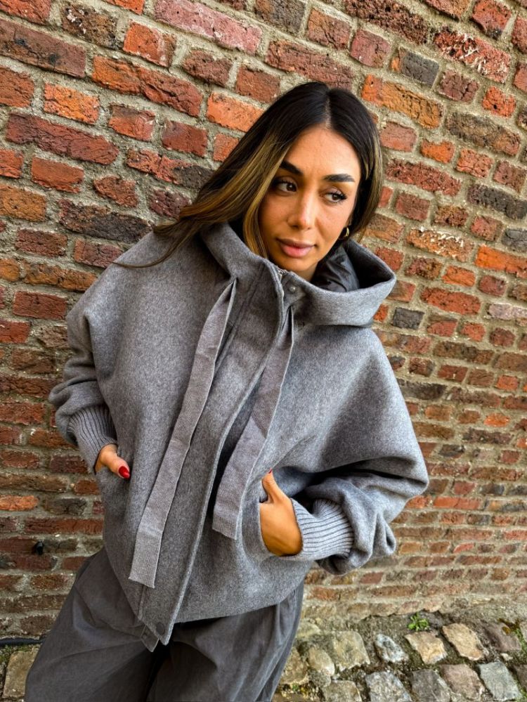  gris